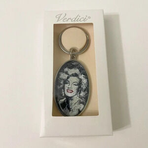 Verdici Marilyn Monroe Keychain  Elby Gifts